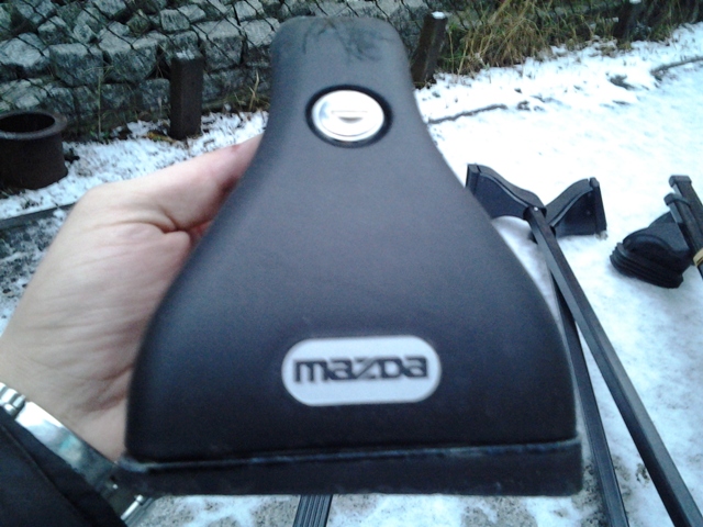 Mazda - 6 - 4 drzwi - (2005 - 2008) - Wyposażenie / Bagażnik na narty