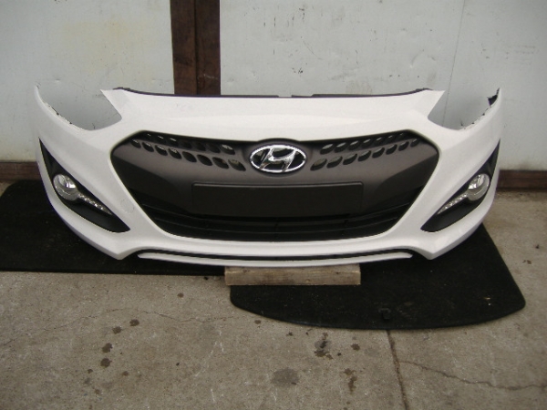 Hyundai - i30 - 3 drzwi - (2012 - 2015) - Oświetlenie / Lampa przednia prawa