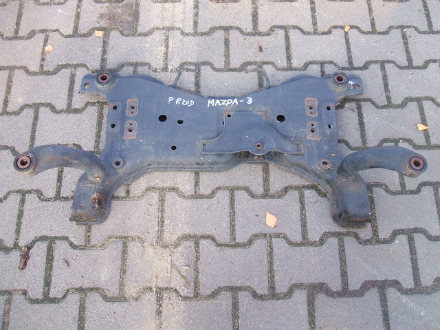 Mazda - 3 - 4 drzwi - (2003 - 2006) - Zawieszenie / Belka pod silnik