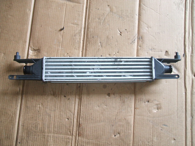 Fiat - Punto Grande - 5 drzwi - (2006 - 2009) - Układ chłodzenia / Chłodnica turbo-intercooler