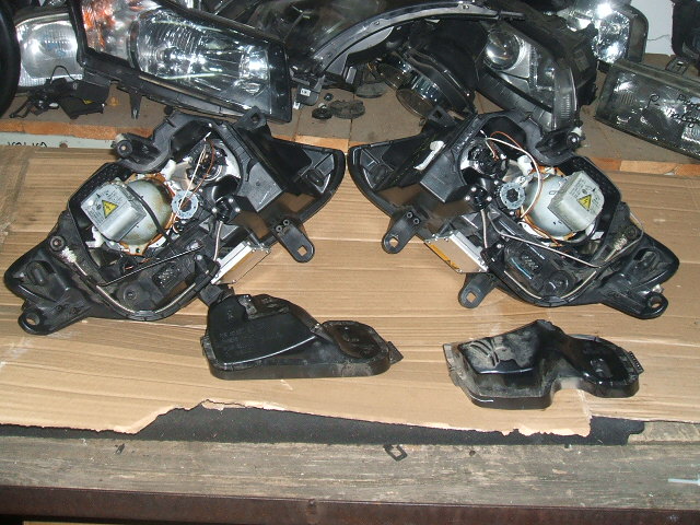 BMW - Z4 - Cabrio - (2006 - 2009) - Oświetlenie / Lampa przednia  prawa Bixenon