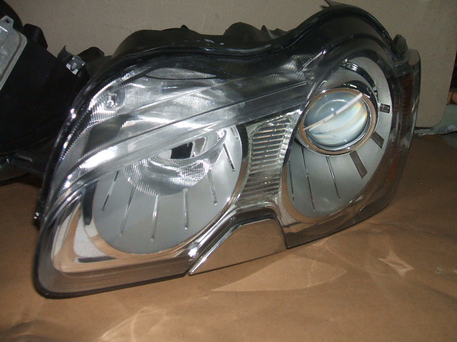 Jaguar - XF - (2008 - 2011) - Oświetlenie / Lampa przednia  lewa Bixenon