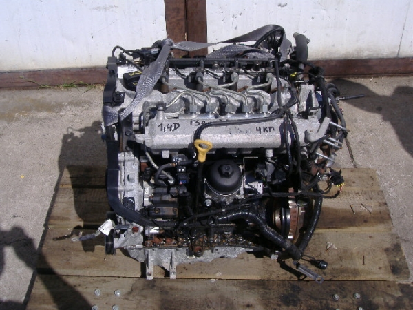 Kia - Carens - (2006 - 2013) - Silnik / Diesla bez osprzętu