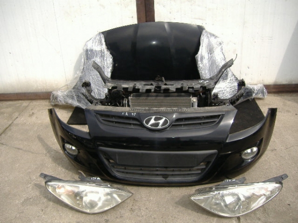 Hyundai - i20 - 3 drzwi - (2009 - 2012) - Oświetlenie / Lampa przednia prawa